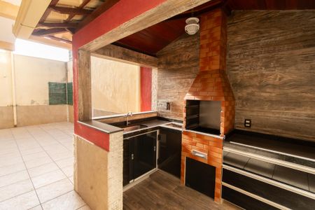 Casa para alugar com 300m², 3 quartos e 6 vagasEspaço Gourmet