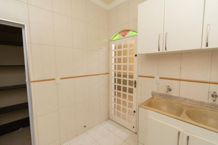 Casa para alugar com 300m², 3 quartos e 6 vagasÁrea de Serviço