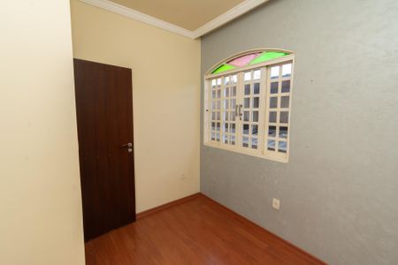 Casa para alugar com 300m², 3 quartos e 6 vagasQuarto 2