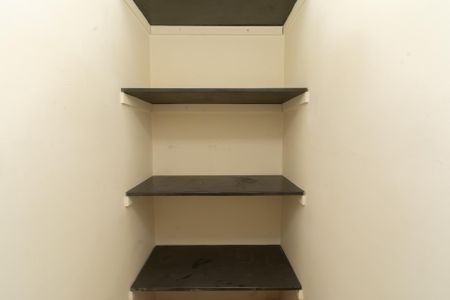 Casa para alugar com 300m², 3 quartos e 6 vagasDispensa da Área de Serviço