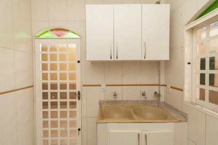 Casa para alugar com 300m², 3 quartos e 6 vagasÁrea de Serviço