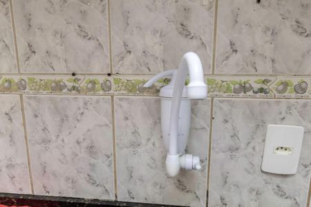 Casa de condomínio à venda com 75m², 2 quartos e 1 vaga Casa de condomínio à venda com 75m², 2 quartos e 1 vagaCozinha - Torneira