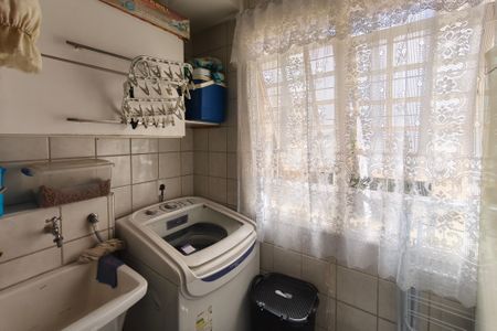 Apartamento à venda com 65m², 3 quartos e 1 vagaÁrea de Serviço