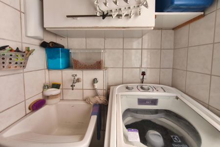 Apartamento à venda com 65m², 3 quartos e 1 vagaÁrea de Serviço