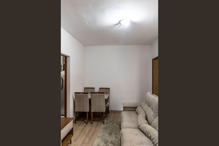 Sala de apartamento para alugar com 2 quartos, 50m² em Camargos, Belo Horizonte