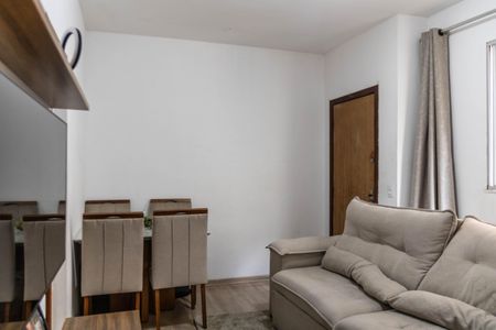 Sala de apartamento para alugar com 2 quartos, 50m² em Camargos, Belo Horizonte
