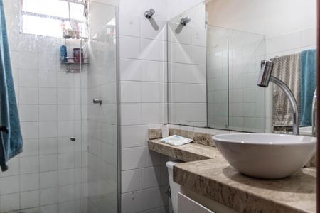 Apartamento à venda com 50m², 2 quartos e 1 vaga Apartamento à venda com 50m², 2 quartos e 1 vagaBanheiro