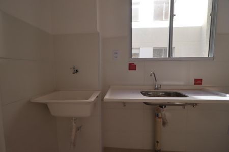 Cozinha de apartamento para alugar com 2 quartos, 42m² em Loteamento Parque dos Lagos, Ribeirão Preto