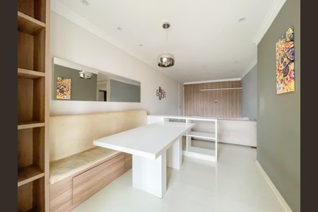 Apartamento para alugar com 81m², 3 quartos e 2 vagasSala