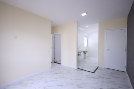 Sala de apartamento para alugar com 2 quartos, 44m² em Chácaras Nova Suzano, Suzano