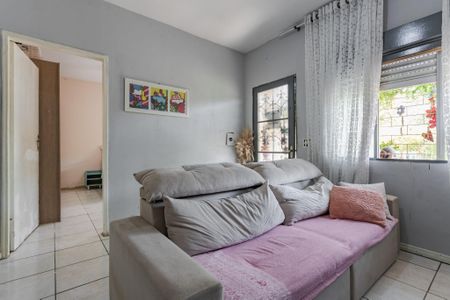 Sala de casa à venda com 2 quartos, 100m² em Santa Rosa de Lima, Porto Alegre