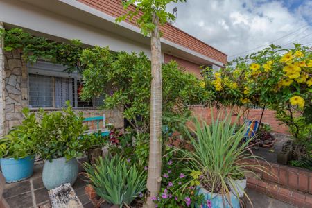 Casa à venda com 100m², 2 quartos e 1 vagaQuintal