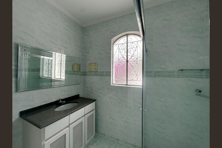 Casa à venda com 300m², 5 quartos e 4 vagas Casa à venda com 300m², 5 quartos e 4 vagasBanheiro 2