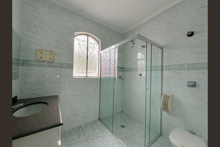 Casa à venda com 300m², 5 quartos e 4 vagas Casa à venda com 300m², 5 quartos e 4 vagasBanheiro 2