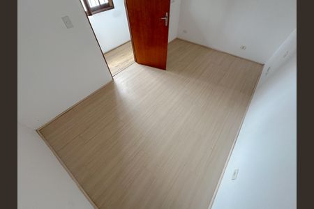Casa à venda com 300m², 5 quartos e 4 vagas Casa à venda com 300m², 5 quartos e 4 vagasQuarto 3