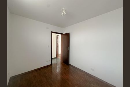 Casa à venda com 300m², 5 quartos e 4 vagas Casa à venda com 300m², 5 quartos e 4 vagasQuarto 4