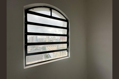 Casa à venda com 300m², 5 quartos e 4 vagas Casa à venda com 300m², 5 quartos e 4 vagasCorredor