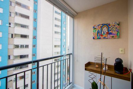Varanda da sala de apartamento à venda com 2 quartos, 47m² em Vila Valparaíso, Santo André