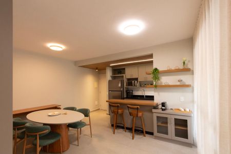 Sala  de apartamento para alugar com 2 quartos, 69m² em Parque Campolim, Sorocaba