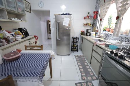 Casa à venda com 125m², 4 quartos e 2 vagasCozinha