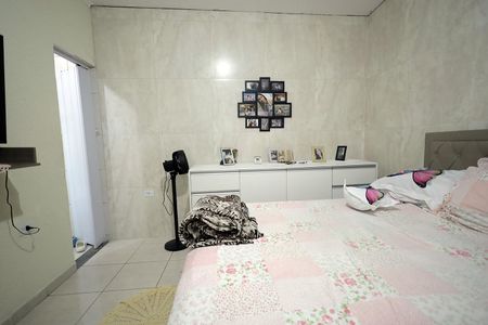 Casa à venda com 125m², 4 quartos e 2 vagasQuarto Suíte