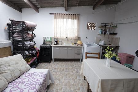 Casa à venda com 125m², 4 quartos e 2 vagasÁrea de Serviço