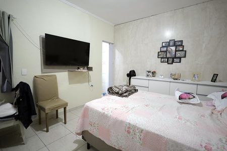 Casa à venda com 125m², 4 quartos e 2 vagasQuarto Suíte