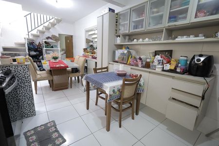 Casa à venda com 125m², 4 quartos e 2 vagasCozinha