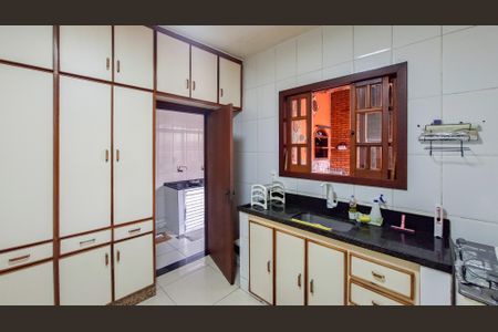 Casa à venda com 3 quartos, 150m² em Nova Vista, Belo Horizonte