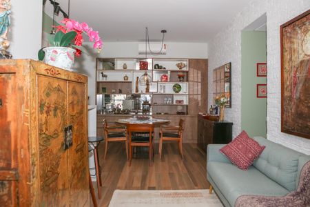 Sala de apartamento à venda com 2 quartos, 84m² em Pacaembu, São Paulo