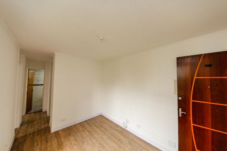 Sala de apartamento para alugar com 2 quartos, 45m² em Cidade Satelite Santa Barbara, São Paulo