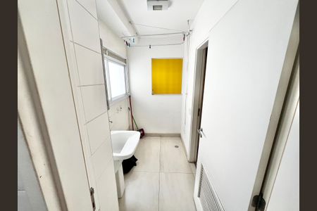Apartamento à venda com 110m², 3 quartos e 2 vagas Apartamento à venda com 110m², 3 quartos e 2 vagasÁrea de Serviço