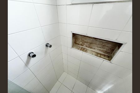 Apartamento à venda com 110m², 3 quartos e 2 vagas Apartamento à venda com 110m², 3 quartos e 2 vagasBanheiro