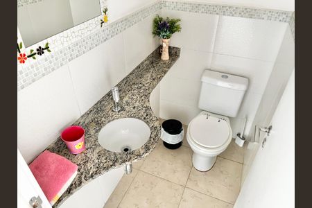 Apartamento à venda com 110m², 3 quartos e 2 vagas Apartamento à venda com 110m², 3 quartos e 2 vagasLavabo