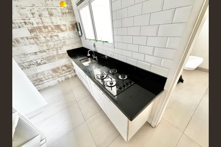 Apartamento à venda com 110m², 3 quartos e 2 vagas Apartamento à venda com 110m², 3 quartos e 2 vagasCozinha