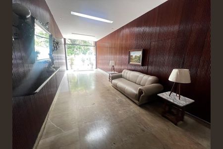 Apartamento para alugar com 97m², 3 quartos e 1 vaga Apartamento para alugar com 97m², 3 quartos e 1 vagaHall