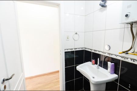 Apartamento para alugar com 97m², 3 quartos e 1 vaga Apartamento para alugar com 97m², 3 quartos e 1 vagaBanheiro Social