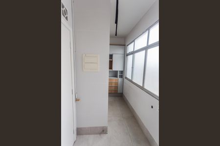 Apartamento à venda com 73m², 3 quartos e 1 vagaÁrea de Serviço