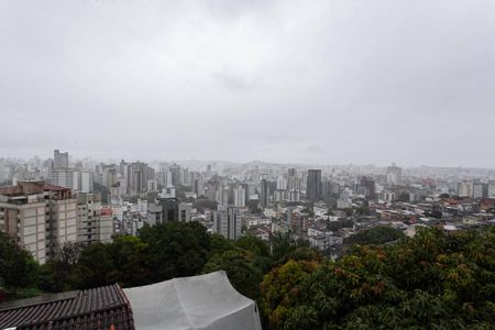 Sala - Vista de apartamento à venda com 2 quartos, 64m² em São Lucas, Belo Horizonte