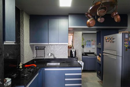 Apartamento à venda com 64m², 2 quartos e 2 vagas Apartamento à venda com 64m², 2 quartos e 2 vagasCozinha