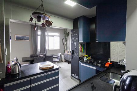 Apartamento à venda com 64m², 2 quartos e 2 vagas Apartamento à venda com 64m², 2 quartos e 2 vagasCozinha