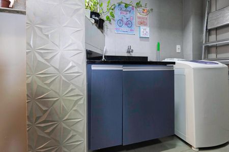 Apartamento à venda com 64m², 2 quartos e 2 vagas Apartamento à venda com 64m², 2 quartos e 2 vagasÁrea de serviço