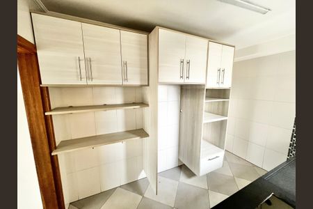 Apartamento à venda com 110m², 3 quartos e 2 vagasCozinha