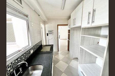 Apartamento à venda com 110m², 3 quartos e 2 vagasCozinha