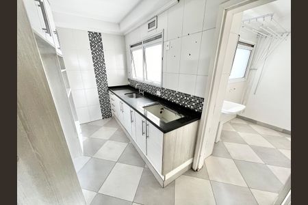 Apartamento à venda com 110m², 3 quartos e 2 vagasCozinha