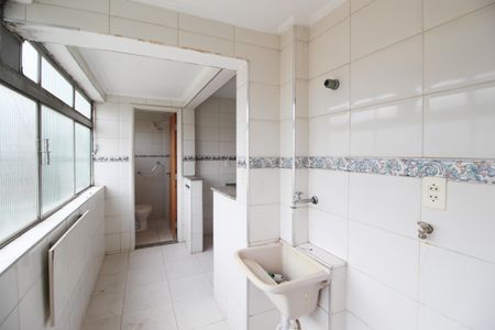 Apartamento à venda com 65m², 2 quartos e 1 vagaÁrea de Serviço