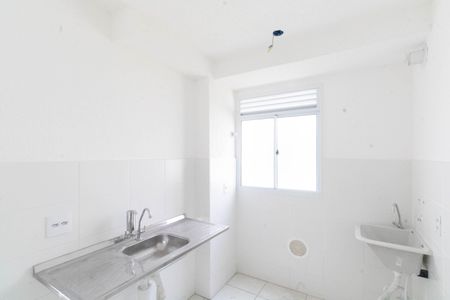 Apartamento para alugar com 46m², 2 quartos e 1 vaga Apartamento para alugar com 46m², 2 quartos e 1 vagaCozinha e Área de Serviço