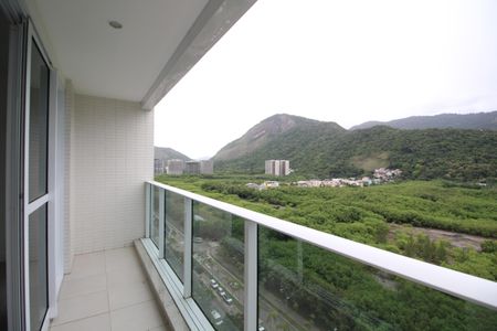 Apartamento para alugar com 79m², 2 quartos e 1 vagaVaranda