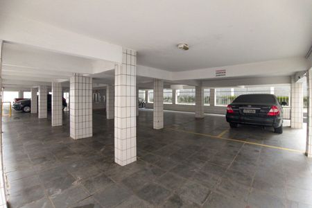 Studio para alugar com 26m², 0 quarto e 1 vaga Studio para alugar com 26m², 0 quarto e 1 vagaGaragem