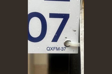 Apartamento à venda com 90m², 3 quartos e 1 vaga Apartamento à venda com 90m², 3 quartos e 1 vagaFachada